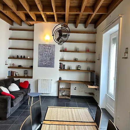 Rue Laporte * ليون